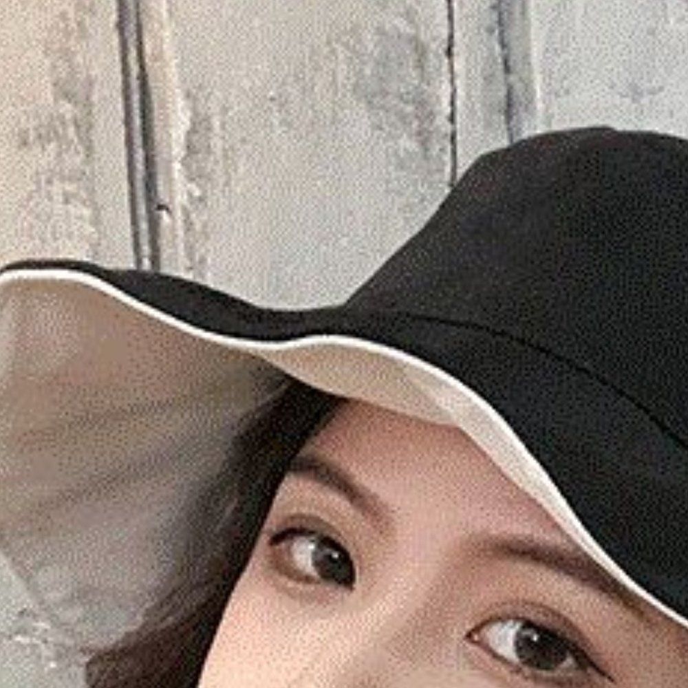 Double-Sided Bucket Hat - Picture 9 of 9